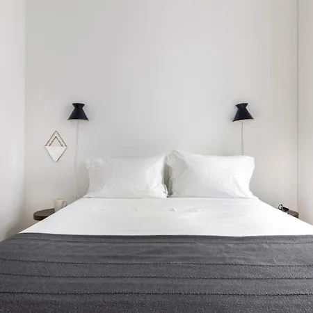Apartamento Plum Guide - Mischievous Wind Lisboa